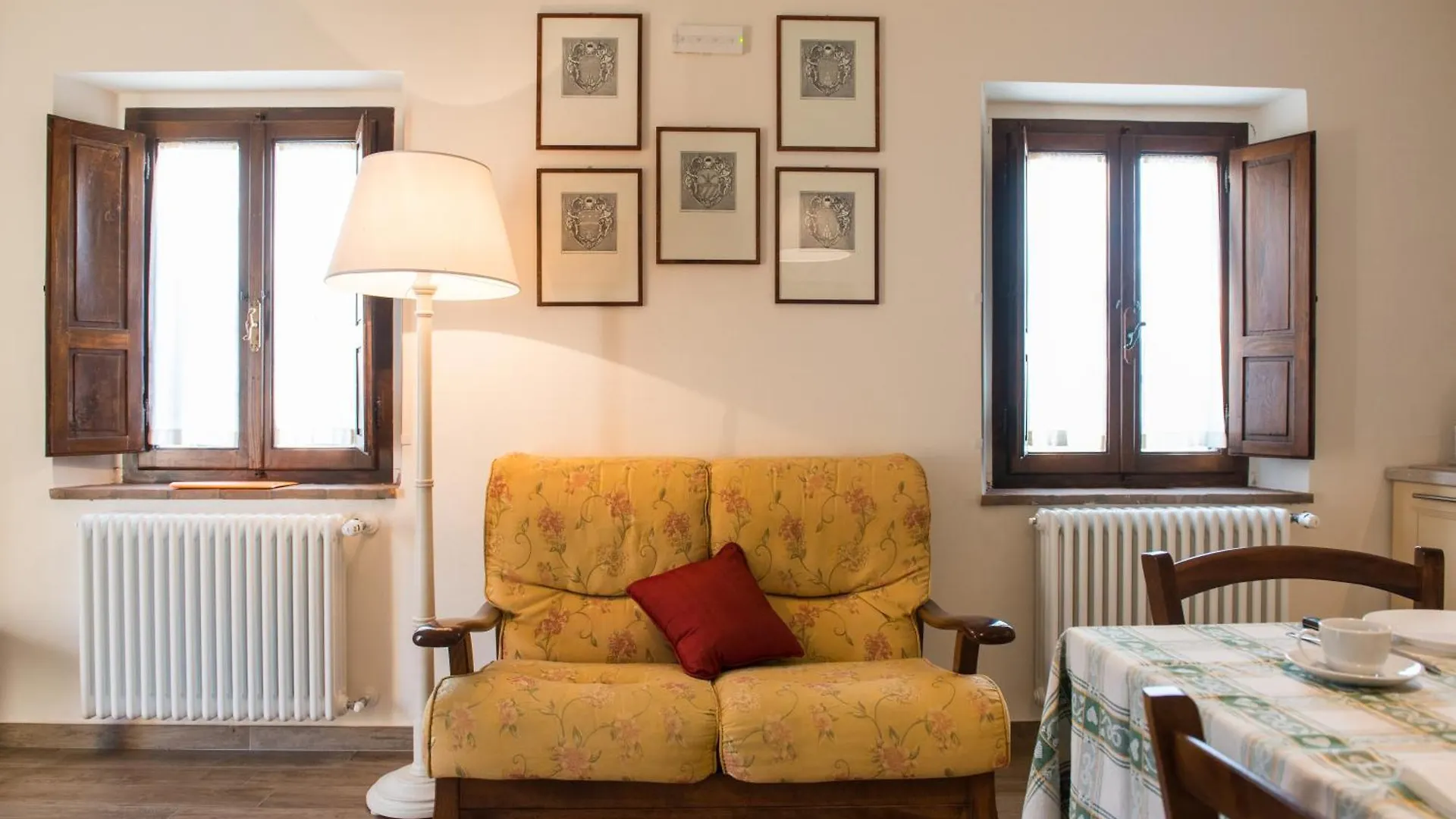 Casa Vacanze Villa Maria 앙기아리 0*,  이탈리아