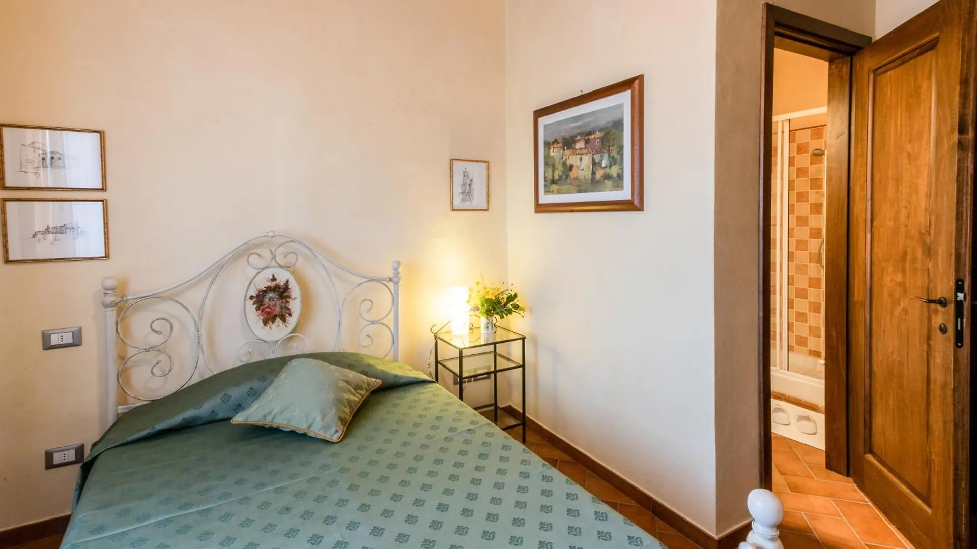 Casa Vacanze Villa Maria 앙기아리 0*,
