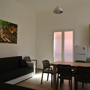 Casa Vacanza La Pergola , Terrasini Italia